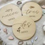 Placas Cumple meses de madera  "Flora" - Imagen 3